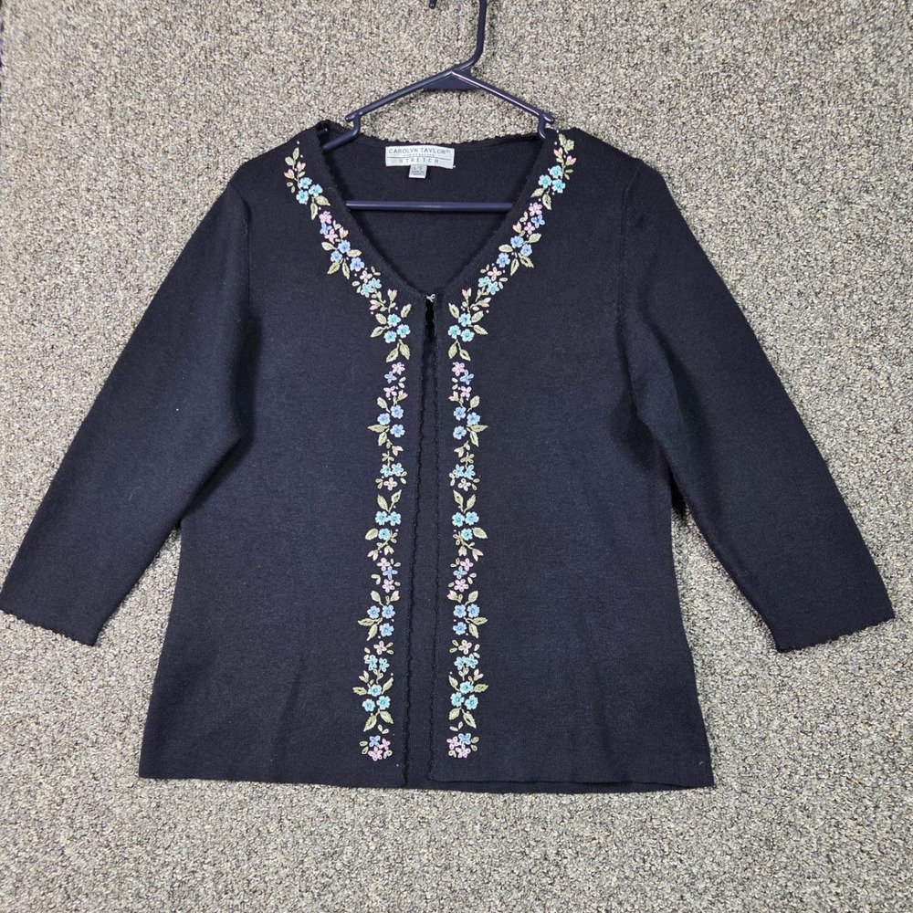 Carolyn‎ Taylor Cardigan Women Large Black Floral Embroidered V-Neck Sweater